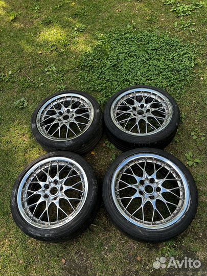 Колеса в сборе r18 летние 5/120