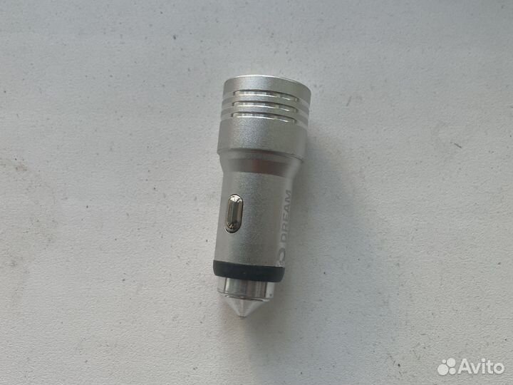 Зарядное устройство в прикуриватель