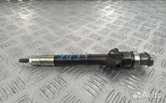 Форсунка дизельная toyota RAV 4 ZSA3 (EEA06AL02)