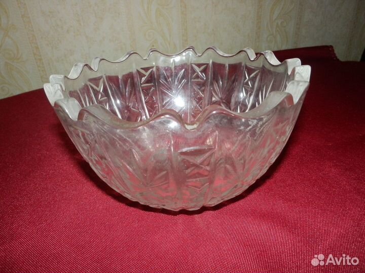Конфетница хрустальная