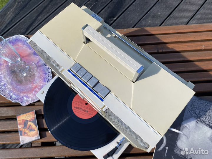 Магнитофон Panasonic SG-J500L