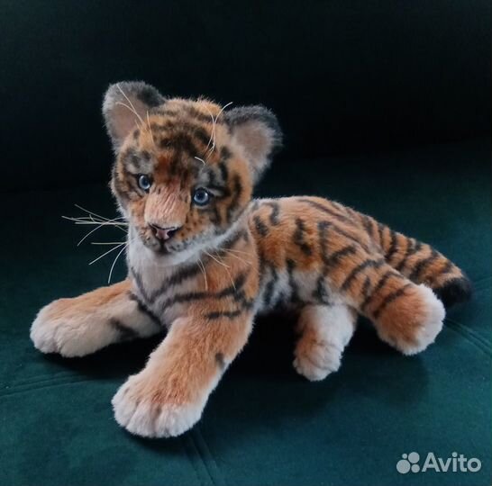 Коллекционная реалистичная игрушка Тигренок