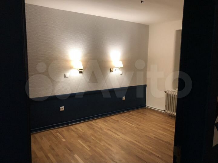 3-к. квартира, 88 м², 4/4 эт.