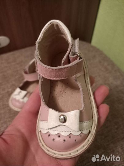 Босоножки для девочки