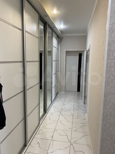 2-к. квартира, 92 м², 5/5 эт.