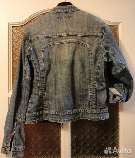 Куртка джинсовая, джинсовка