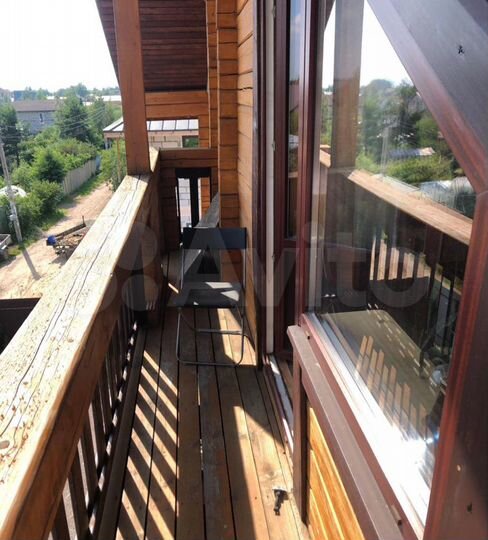 Коттедж 280 м² на участке 8 сот.