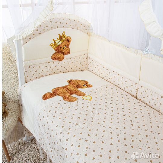 Комплект в детскую кроватку