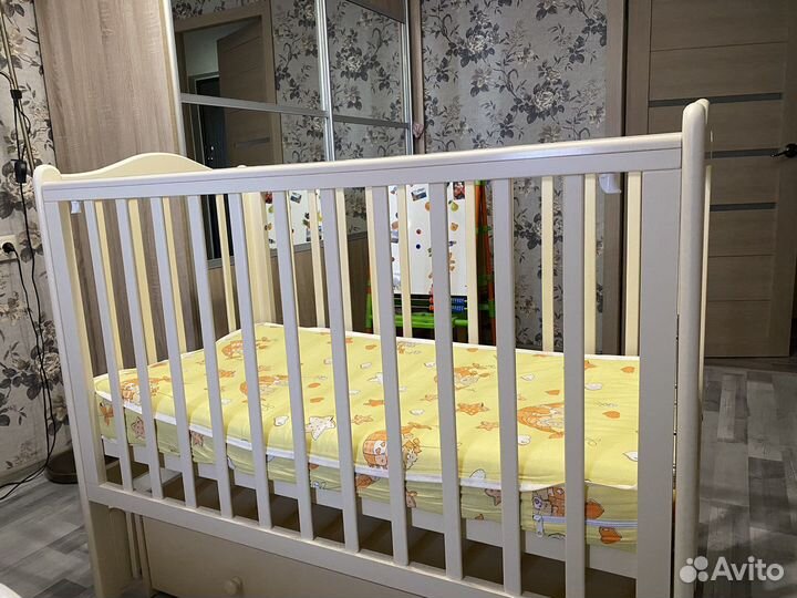 Детская кроватка 120*60