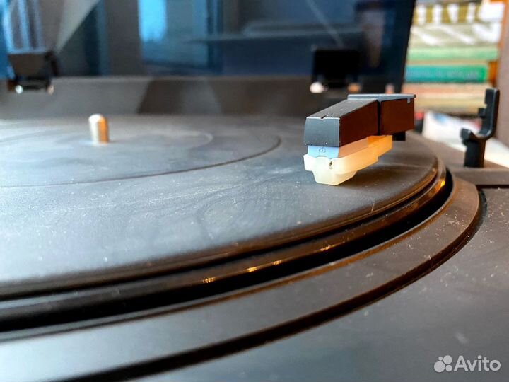 Проигрыватель винила