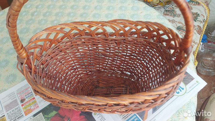 Корзинка плетеная 32x18 словарь и книга для детей
