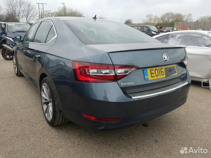 В разборе skoda superb 3