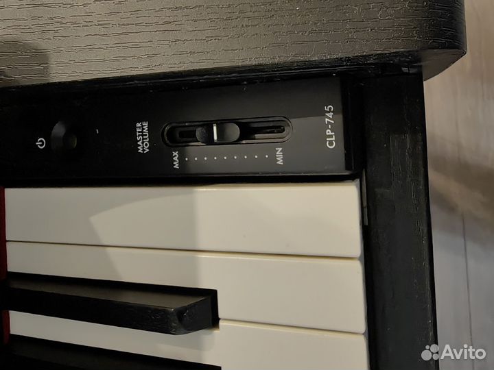 Цифровое пианино yamaha clavinova CLP-745