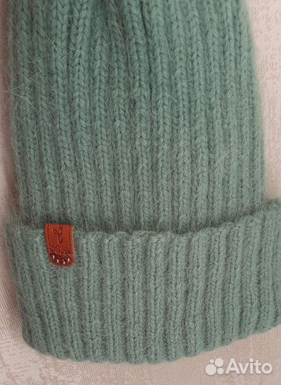 Шапка женская вязаная