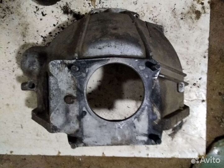 Картер сцепления