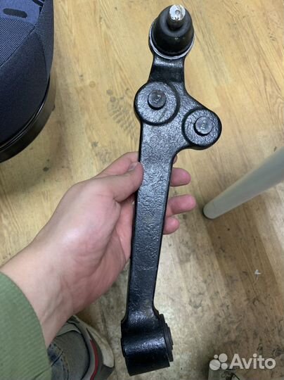 Рычаг подвески левый Kia Rio