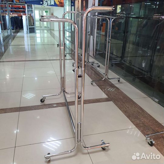 Вешалка напольная стойка