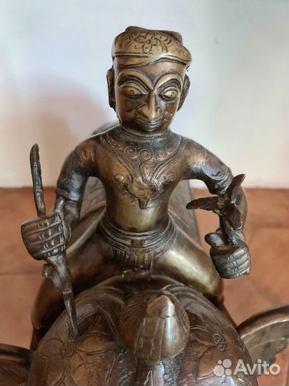 Слон с наездником бронза