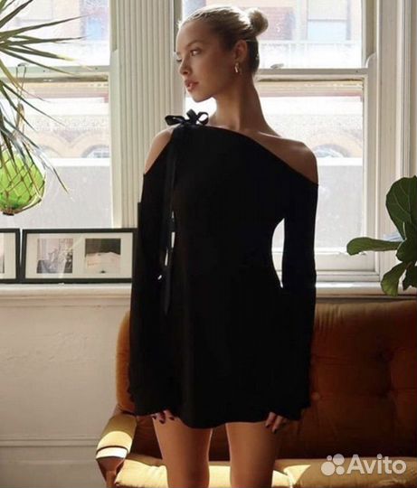 Вечернее платье с бантиком