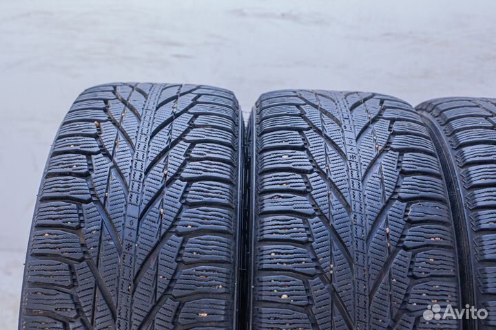 Nokian Tyres Hakkapeliitta R2 SUV 225/60 R17 103R