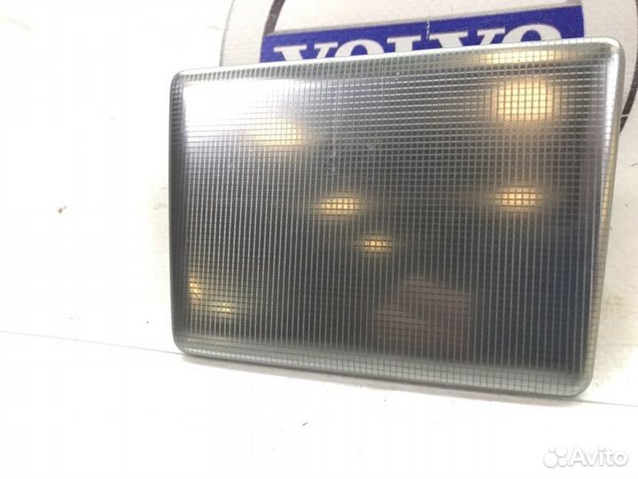 Накладка декоративная подлокотника Volvo XC90 03