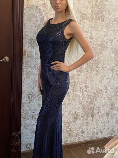 Платье вечернее