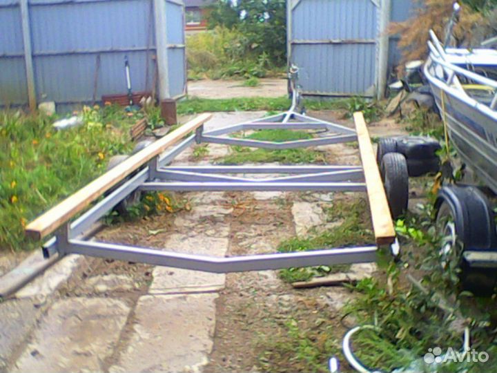 Лодочный прицеп (телега)