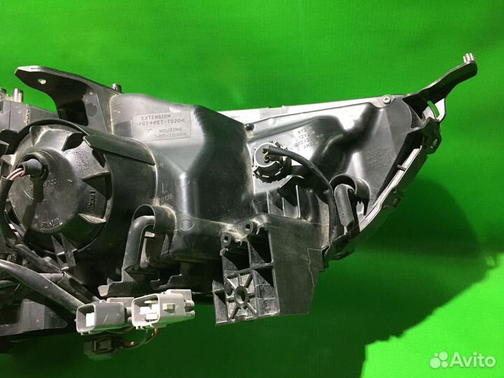 Фара левая ксенон Mitsubishi ASX