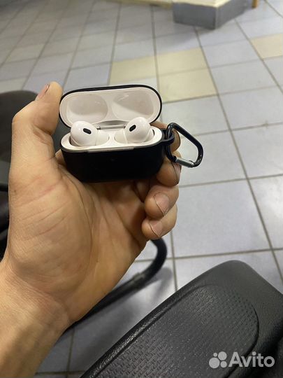 Продам наушники AirPods Pro 2