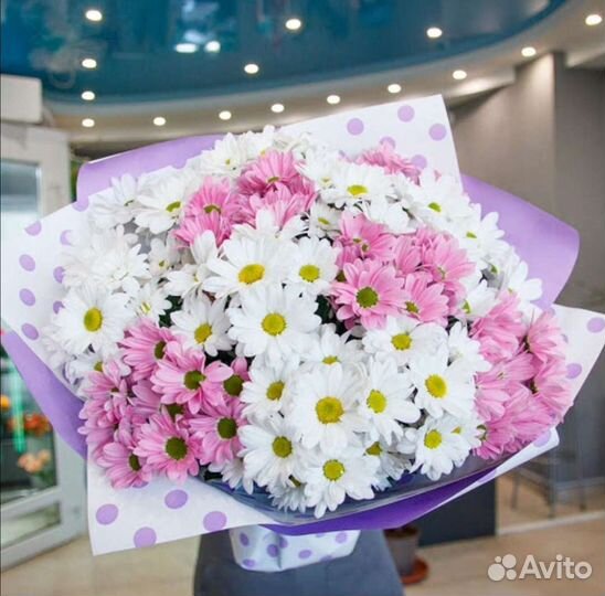 Ромашки, розы, хризантемы