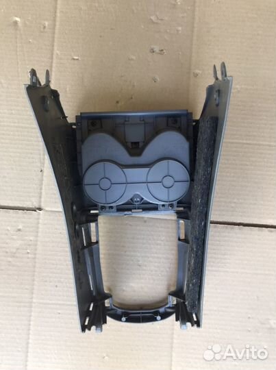 Подстаканник Тойота RAV4 2002 (727)