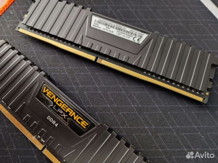 Оперативная память ddr4 16gb crucial LPX