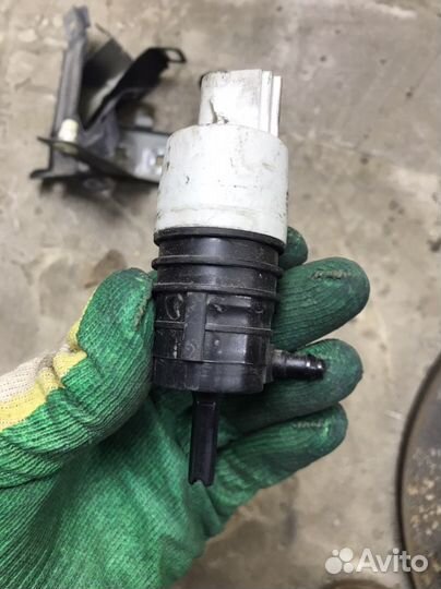 Насос стеклоомывателя моторчик омывателя bmw f30