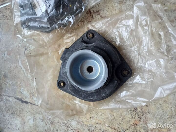 Опора стойки