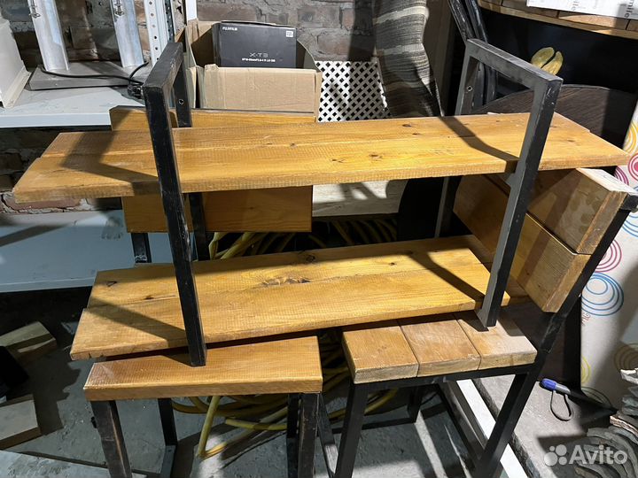 Полка настенная навесная