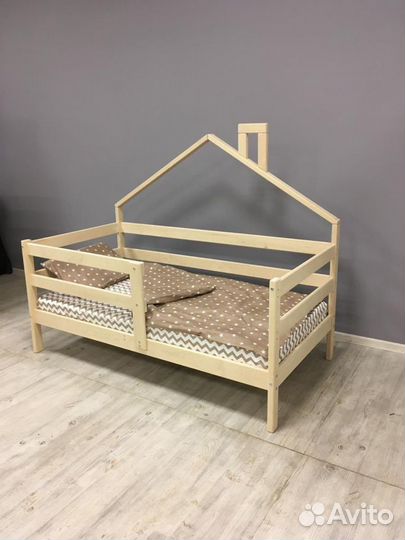 Софа домик новая