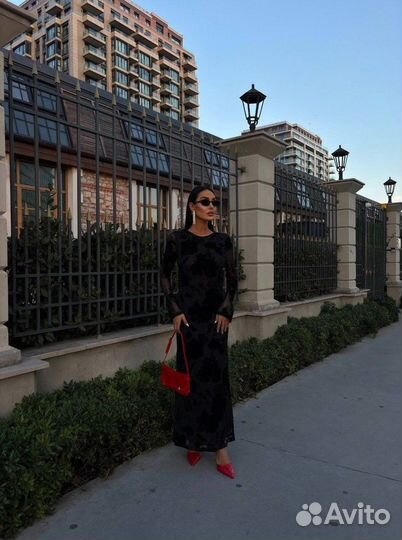 Платье женское