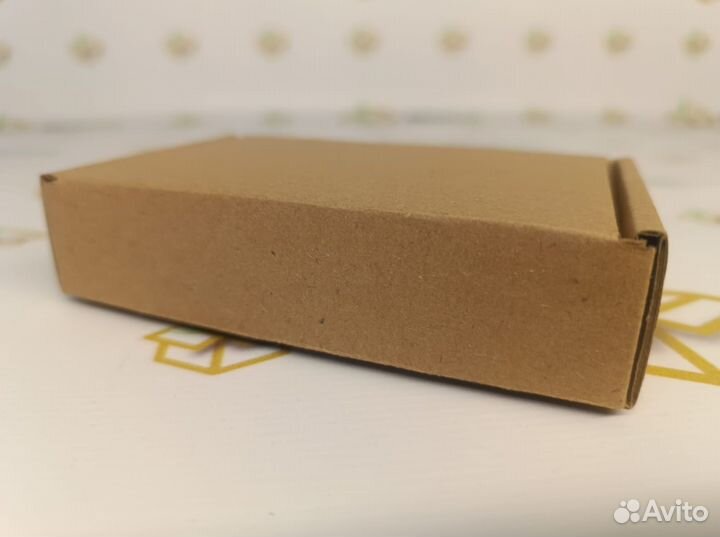 Картонные коробки