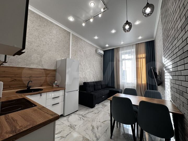 1-к. квартира, 56 м², 2/10 эт.