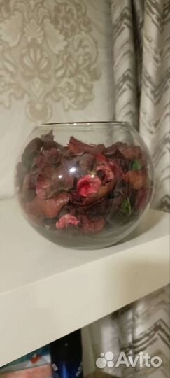 Ваза с наполнением розы