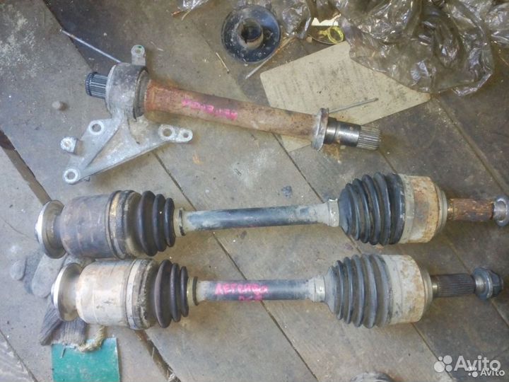 Промежуточный Привод хонда легенда