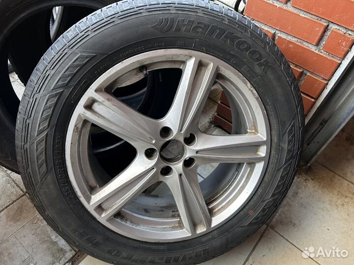 Комплект колес r18 на Volvo