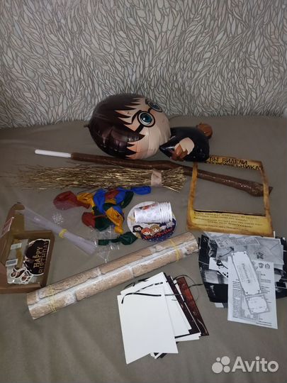 Атрибутика для праздника в стиле Гарри Поттер