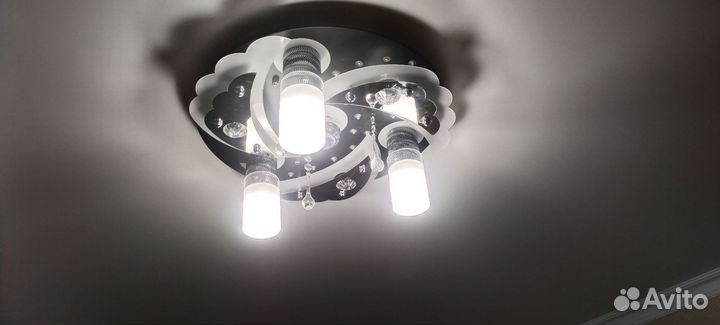 Люстра потолочная бу