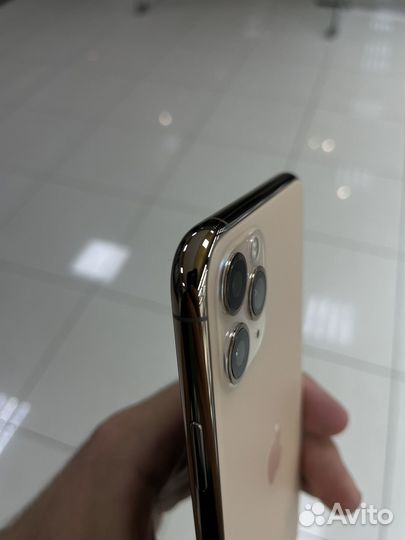 iPhone 11 Pro Max 64Gb как новый