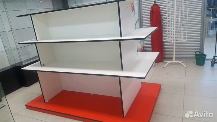 Стеллаж напольный