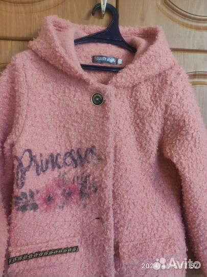 Пальто на девочку