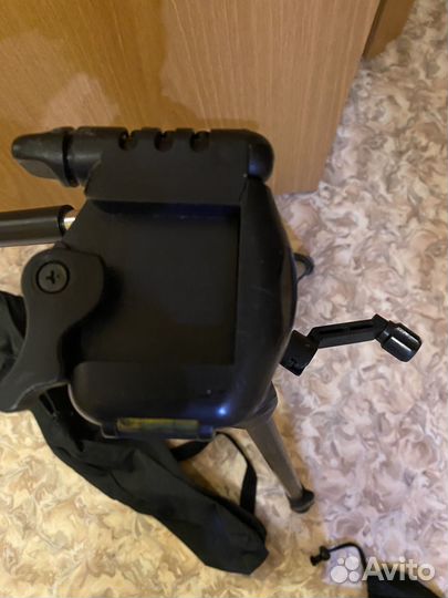 Штатив для фотоаппарата