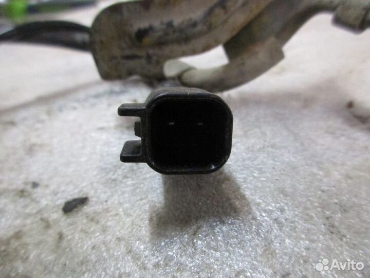 Датчик ABS задний правый Mitsubishi Outlander XL