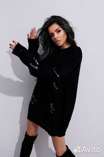 Трендовый свитер оверсайз